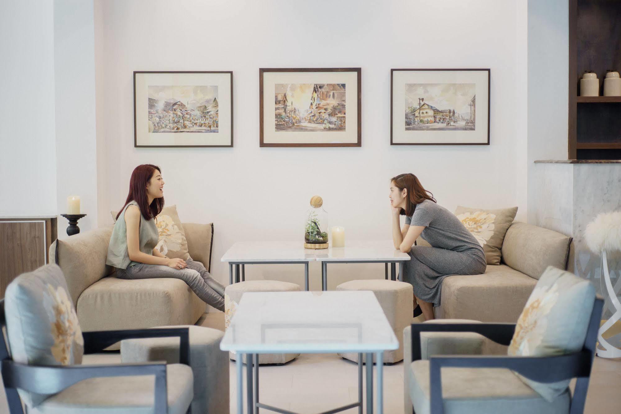Kate&Hasu Boutique Chiangmai Hotel Chiang Mai Bagian luar foto